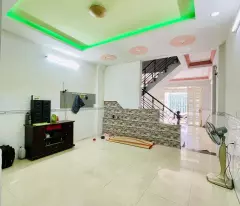 GIÁP LÊ VĂN QUỚI BÌNH TÂN 70M2 HXH 2 TẦNG SHR CHỈ 4.95 TỶ