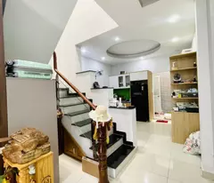 Bán nhà 2 tầng Võ Văn Hát Long Trường Thủ Đức - 52m2 - Hẻm ô tô - Giá 4.8 Tỷ