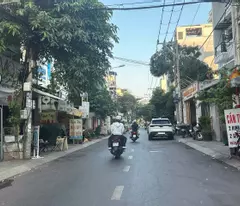Nhà đẹp 4 lầu MTKD gần sân bay ngang 5.2m 110m2 vừa ở vừa KD Nguyễn Văn Công 16.9 tỷ