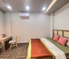 Bán nhà 106m2 đối diện ĐH Ngoại Thương - Nguyễn Gia Trí Bình Thạnh - 8x15 - HDT 40tr, xây cao
