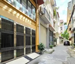 BÁN NHÀ 4 TẦNG HIỆN ĐẠI ĐẦU LÊ LAI – Ô TÔ VÀO NHÀ – GẦN CÔNG VIÊN – GIÁ 7,2 TỶ
