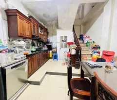 Bán nhà lô góc 2 mặt tiền, gần phố Hào Nam, Đống Đa, 30m2 5 tầng, 4,5m hơn 10 tỷ, oto đỗ cửa, đa