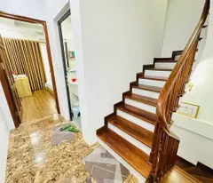 Hiếm. Bán nhà vị trí đắc địa đường Cổ Linh - Long Biên - HN