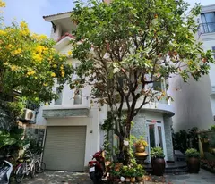 Biệt thự 295m² khu Hoa Hồng – nội khu bảo vệ 24/24, sân vườn rộng, giá 60 tỷ.