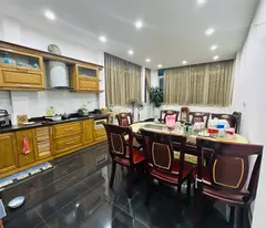 BÁN NHÀ LÔ GÓC 2 THOÁNG PHỐ KHƯƠNG TRUNG – OTO ĐÓN TẬN CỬA – HƯỞNG GIÓ HỒ ĐẦM HỒNG