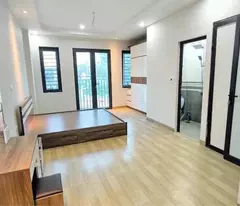 BÁN GẤP NHÀ THẠCH BÀN  NỘI THẤT ĐẸP MỚI Ô TÔ ĐỖ NGÀY ĐÊM NGAY SÁT NHÀ HƠN 6 TỶ