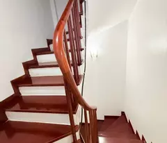 trần thái tông 34m x6 tầng 10,5 tỷ full nội thất-ngõ thông rộng,gần phố