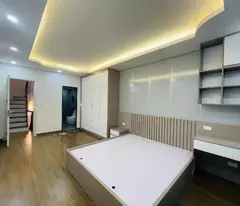 võ chí công 36m x5 tầng 8,8 tỷ full nội thất,quy hoạch nhà cách đường 20m