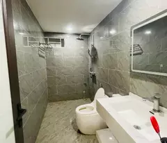 võ chí công 36m x5 tầng 8,8 tỷ full nội thất,quy hoạch nhà cách đường 20m