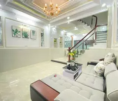 GIÁ 7.1 TỶ- NHÀ 4 TẦNG- GẦN PHÚ MỸ HƯNG- HUỲNH THỊ ĐỒNG- HXH 6M- DT 4.6 x 12 - 2 LẦU- 4PN- HOÀN