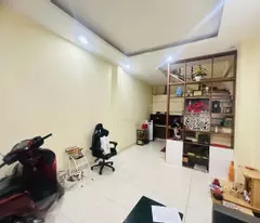 BÁN NHÀ CẦU GIẤY - Ô TÔ VF3 ĐỖ CỬA, 33M - 5 TẦNG ĐẸP, FULL NỘI THẤT, GIÁ 8,3 TỶ