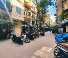 Quỳnh Lôi, Hai Bà Trưng - 3.3 tỷ full nội thất 2 ngủ riêng - Sổ đỏ
