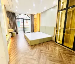 Bán nhà đẹp Tư Đình- Oto tránh- 50m 7 tầng gara thang máy- full Nội thất- nhỉnh 15 tỷ(TL)