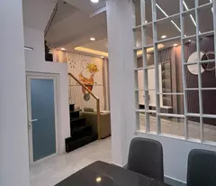 CCG CHỈ 3,4 TỶ NHÀ ĐẸP TRUNG TÂM THỊ TRẤN HÓC MÔN