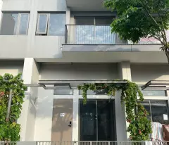 Chính chủ bán gấp nhà liền kề the standard bình dương