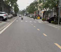 Bán nhà c4 khai sơn ngọc thuỵ, 35m x 3m8 vỉa hè kinh doanh