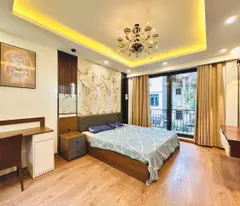 THẠCH BÀN – NHÀ DÂN XÂY 42M2 × 5 TẦNG – Ô TÔ ĐỖ CỬA – NHỈNH 8 TỶ