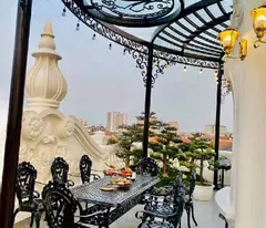 Biệt thự Việt Hưng, lô góc, 4 thoáng, sân vườn, hồ cá Koi, an ninh tuyệt đối