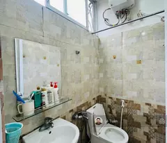Bán nhà tập thể ngay hoàng quốc việt,cầu giấy 50m2 2 ngủ 1 vs chỉ 2.99tỷ