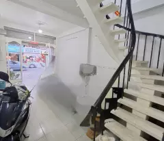 Nhà mới 3 tầng (sát Quận 5) mặt tiền đường Hưng Phú P8Q8. Giá: 15 tỷ