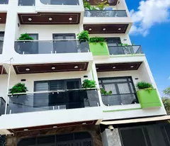 Bán nhà mặt tiền 1 trệt 1 lửng 2 lầu 5x17m giá 5,8 tỷ Đường Phạm Thị Tôm