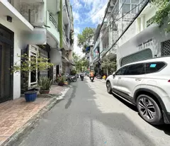 NHỈNH 8 TỶ! OTO TRÁNH,NGÕ THÔNG,KINH DOANH, NHÀ CẦU DIỄN DT:40Mx5T