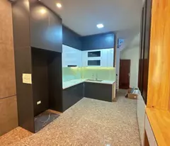 BÁN NHÀ NGỌC THỤY – MỚI TINH – Ô TÔ ĐỖ CỔNG – XÁCH VALI VỀ Ở NGAY