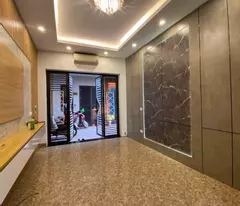BÁN NHÀ NGỌC THỤY – MỚI TINH – Ô TÔ ĐỖ CỔNG – XÁCH VALI VỀ Ở NGAY