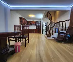 Bán nhà lương khánh thiện 5 tầng long lanh dân xây 2 thoáng hoàng mai