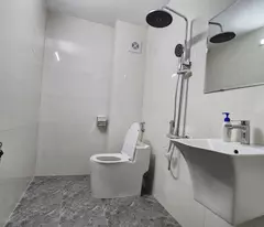 Bán nhà lương khánh thiện 5 tầng long lanh dân xây 2 thoáng hoàng mai