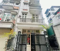Bán nhà phố Đội Cấn, Ba Đình, lô góc 2 mặt thoáng, ngõ nông, dân xây, 45m, 5 tầng, 12.8 tỷ