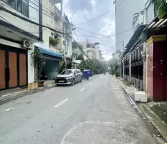 Bán nhà lô góc 2MT Hẻm 8m Ni Sư Huỳnh Liên - ngay Bàu Cát, 4x15m, 3 Tầng, chỉ 10,6 tỷ.
