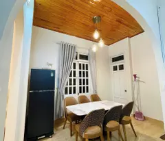 Cho thuê căn hộ 3 mặt tiền 9,5 triệu/tháng Triệu Việt Vương phường 3 Đà Lạt