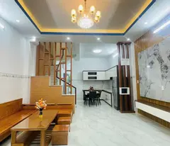 Bán nhà hẻm beton thị trấn Đức Hòa dt 130m2 , 1 lầu, 3pn , 3wc giá 2,35 tỷ