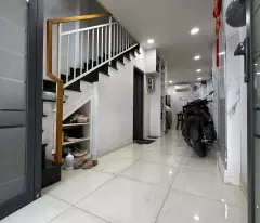 TRẦN VĂN QUANG TÂN BÌNH 32M2 4 TẦNG ĐÚC 3PN 3WC SÂN THƯỢNG SHR CHỈ 5.65 TỶ