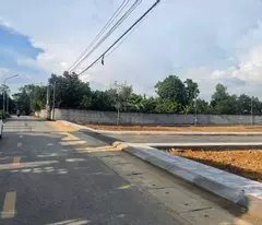 Chính chủ bán gấp 100m2 giá 2 tỷ phun thổ cư tại trường Lục Quân