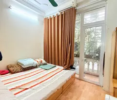 NHÀ PHỐ HOÀNG VĂN THÁI – Ô TÔ ĐỖ CỬA – KINH DOANH – DÒNG TIỀN TỐT