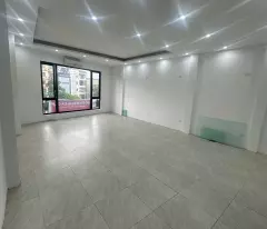 CHO THUÊ NHÀ MẶT PHỐ KINH DOANH ĐẸP TRẦN KHÁT CHÂN , KHU VỰC CẦU VƯỢT TKC , KIM NGƯU,HÀ NỘI