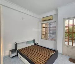 HXT Bán Nhà 3 Lầu Đường Nguyễn Oanh + DT: 4,24m x 14,5m , Vị trí đẹp , đi lại thuận tiện