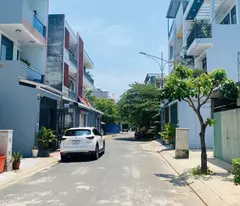 Lô đất mặt tiền hẻmm 71 võ vắn hát DT 92m vị trí đẹp