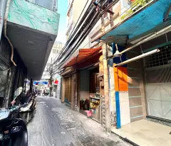 BÁN NHÀ Đ.ĐOÀN VĂN BƠ- 5 TẦNG ĐẸP VÀO Ở NGAY- XE HƠI ĐẬU CỬA-  KẾ BÊN TRƯỜNG NGUYỄN TRÃI -