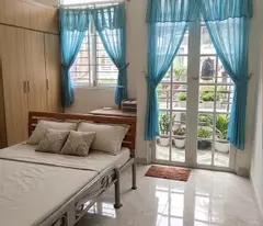 Bán nhà 53// Đường Số 4, BHHB, Bình Tân - 3 tầng - DTSD 120M2 - hẻm 6m - chỉ 4.5 tỷ