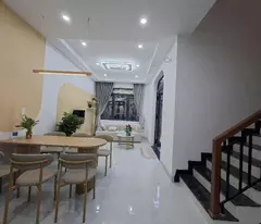 Nhà Cẩm Bắc - 3 Tầng Xây Mới - Ngang 6,5m - Full Nội Thất - Giá 5 tỷ