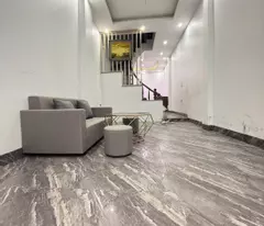 BÁN NHÀ THẠCH BÀN LONG BIÊN 40M2 5 TẦNG GẦN PHỐ GIÁ NHỈNH 7 TỶ