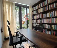 thụy khuê 30m x7 tầng thang máy 12 tỷ view hồ,cách phố 20m,ngõ thông ra hồ
