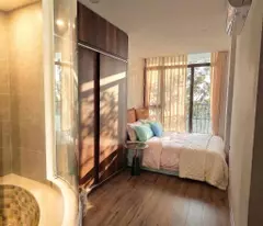 thụy khuê 30m x7 tầng thang máy 12 tỷ view hồ,cách phố 20m,ngõ thông ra hồ