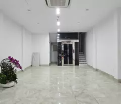 Cho thuê nhà 7 tầng Thái Hà, Đống Đa. Giá: 65tr/ tháng