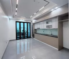 NHÀ ĐẸP 5 TẦNG CÓ THANG MÁY – TUYẾN 2 LÊ HỒNG PHONG, HẢI AN