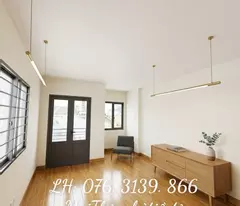 GIẢM 300TRIEU- GIÁ 8. x TỶ- QUẬN 7- CĂN HỘ DỊCH VỤ- LÔ GÓC- DT 5.5 x 19 - GẦN PHÚ MỸ HƯNG.