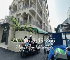 GIẢM 300TRIEU- GIÁ 8. x TỶ- QUẬN 7- CĂN HỘ DỊCH VỤ- LÔ GÓC- DT 5.5 x 19 - GẦN PHÚ MỸ HƯNG.